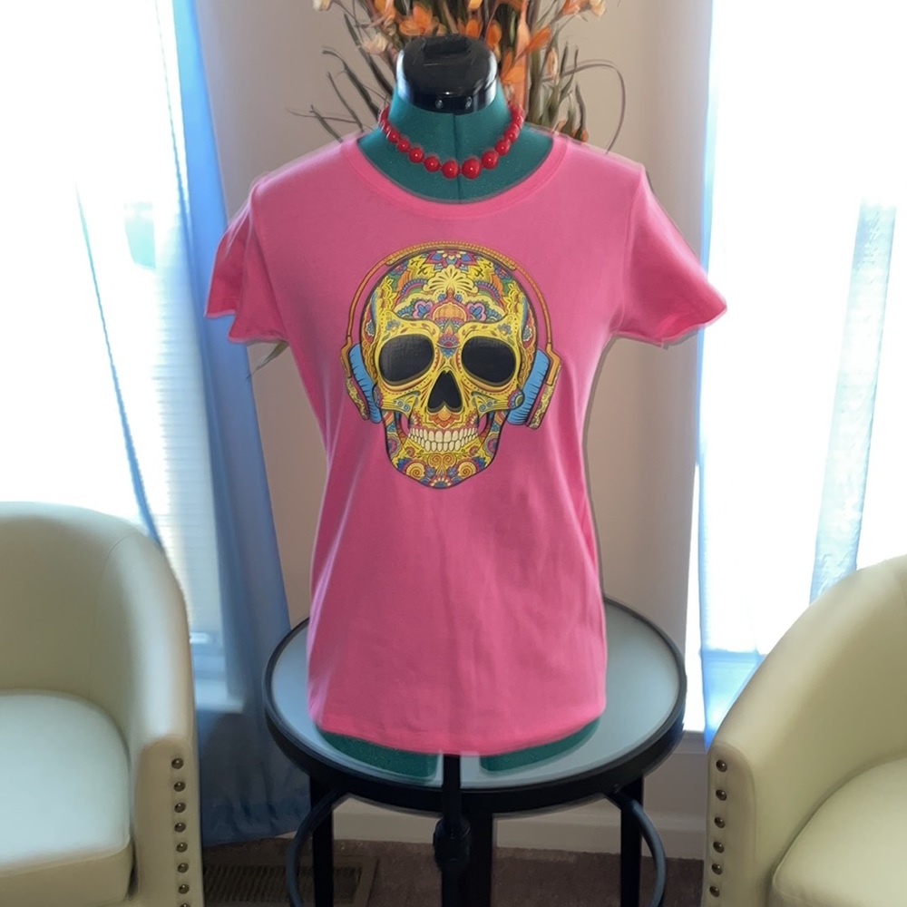 FabulouslyFitted | Custom Graphic Print T-shirt - Rock Skeleton